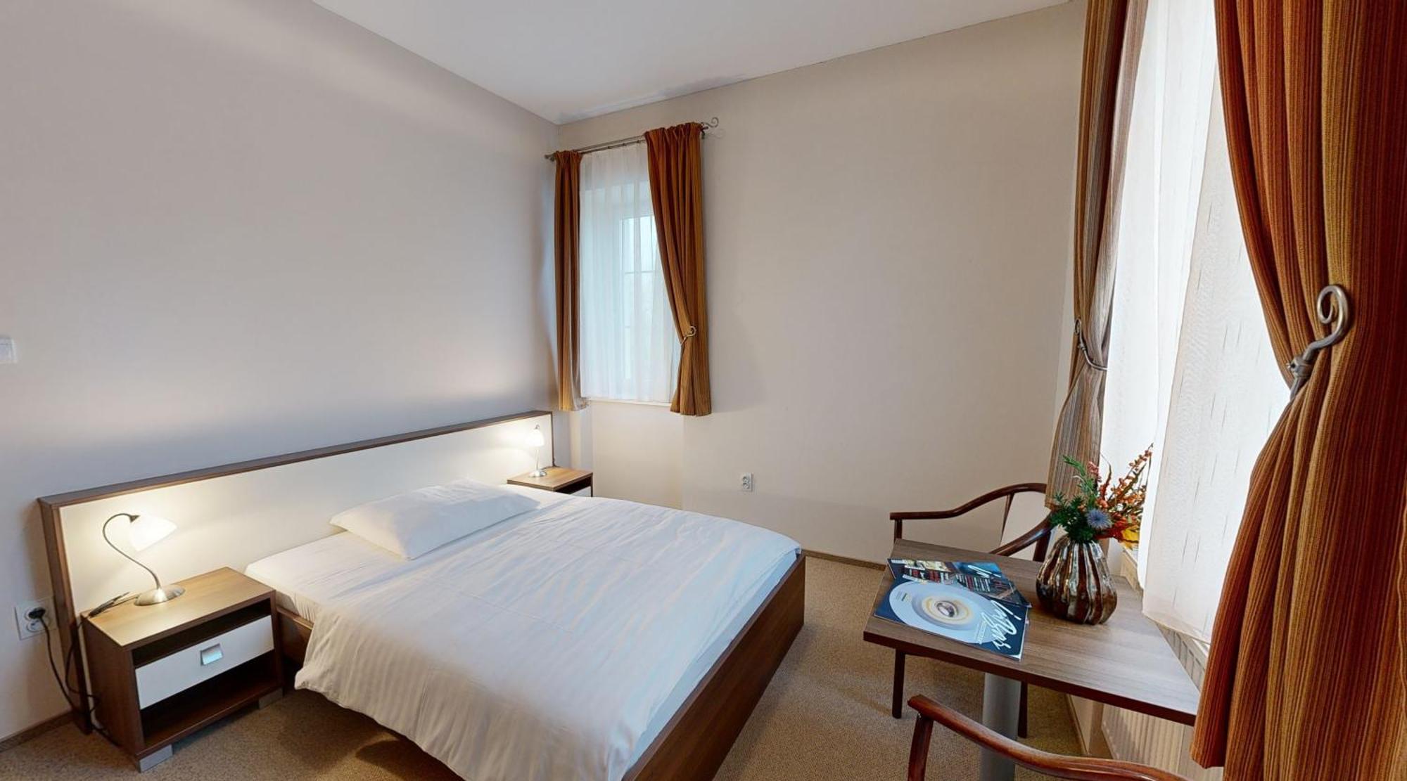 Klaudia'S Hotel & Restaurant At Golf Resort, Bac Samorin 외부 사진