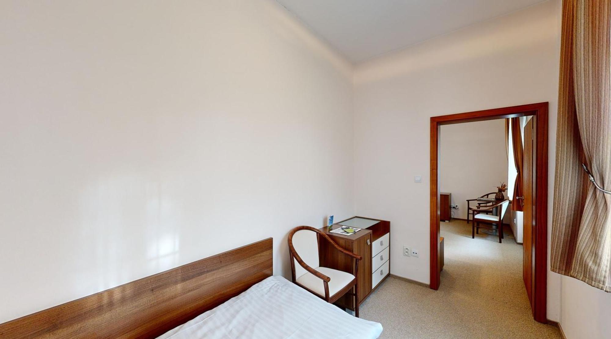 Klaudia'S Hotel & Restaurant At Golf Resort, Bac Samorin 외부 사진
